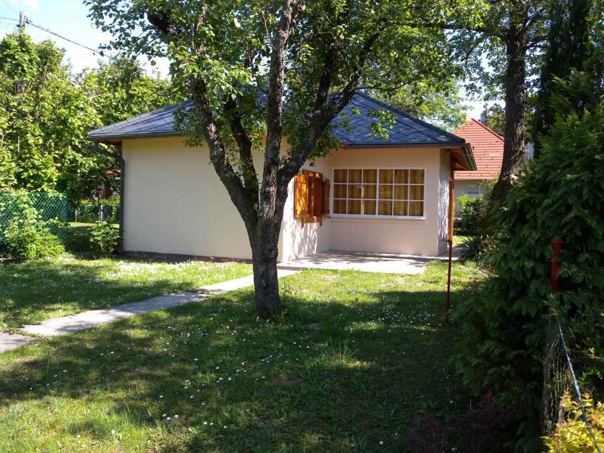 Holiday Home In Balatonfenyves 18357 Zewnętrze zdjęcie